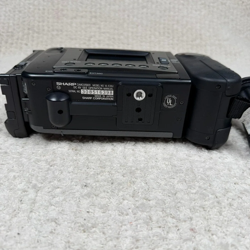 Sharp Viewcam VL-E35U 8mm LCD Camcorder Zoom 8 Hi-Fi Monaural with Box Manual